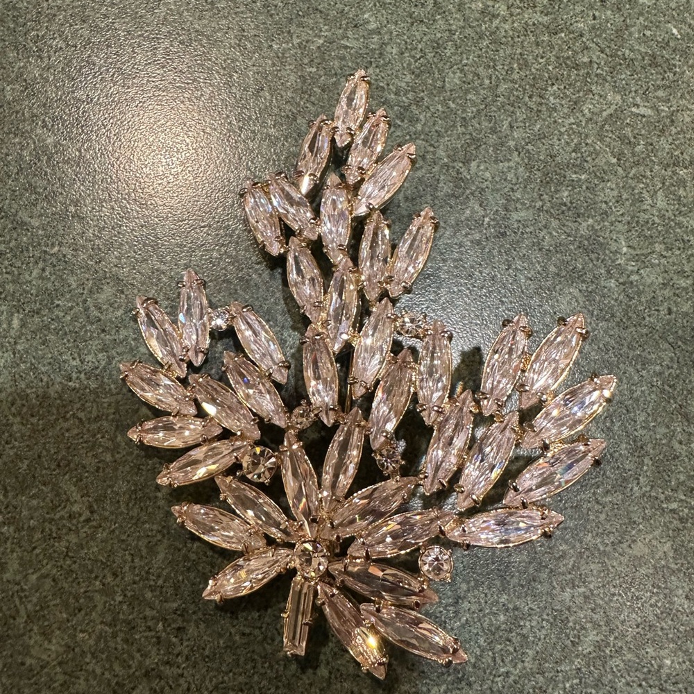 Nolan Miller Christmas Flower Pin